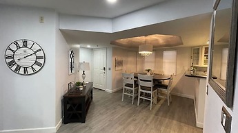 Executive 2 Bdrm Condo in the Heart of Biltmore!