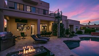 Luxury Contemporary Sanctuary w/ Pool and Views!