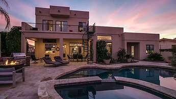 Luxury Contemporary Sanctuary w/ Pool and Views!
