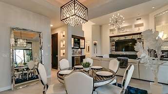 Luxury Contemporary Sanctuary w/ Pool and Views!