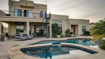 Luxury Contemporary Sanctuary w/ Pool and Views!