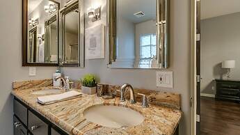 Luxury Contemporary Sanctuary w/ Pool and Views!