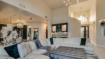 Luxury Contemporary Sanctuary w/ Pool and Views!