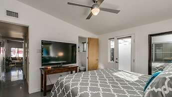 Mid-century Modern W/backyard Oasis, Putting Green