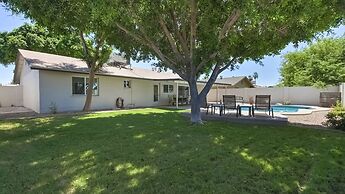 Tempe Remodel w/ Sparkling Pool and Game Room!