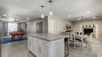 Tempe Remodel w/ Sparkling Pool and Game Room!