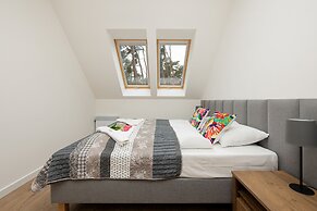 Zielona 11 Apartments by Renters