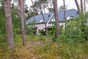 Zielona 11 Apartments by Renters