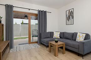 Zielona 11 Apartments by Renters