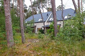 Zielona 11 Apartments by Renters