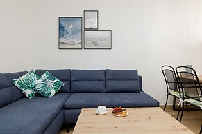 Zielona 11 Apartments by Renters