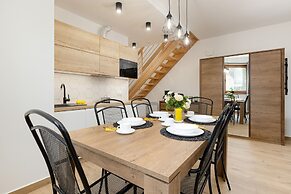 Zielona 11 Apartments by Renters