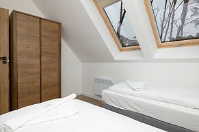 Zielona 11 Apartments by Renters