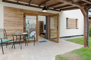 Zielona 11 Apartments by Renters