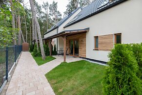 Zielona 11 Apartments by Renters