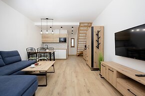 Zielona 11 Apartments by Renters