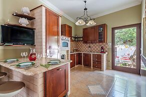 Villa Simone Vacation Villa With Wifi