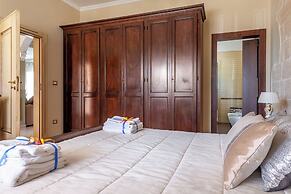 Villa Simone Vacation Villa With Wifi