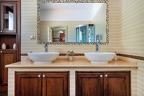 Villa Simone Vacation Villa With Wifi