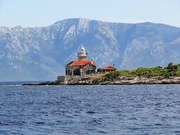 A2 - Modern apt With Balcony, sea View & Parking