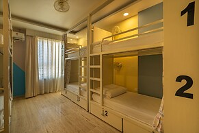 Moustache Rishikesh Luxuria - Hostel