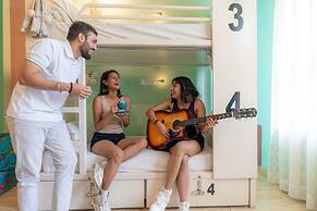 Moustache Rishikesh Luxuria - Hostel