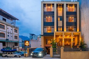 Moustache Rishikesh Luxuria - Hostel