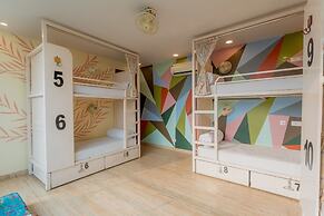 Moustache Rishikesh Luxuria - Hostel