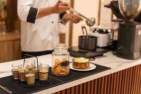 Moustache Rishikesh Luxuria - Hostel