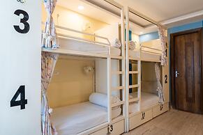 Moustache Rishikesh Luxuria - Hostel