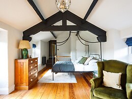 Grove House