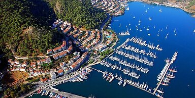 Mykonut Boutique Suites