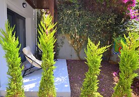 Mykonut Boutique Suites