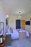 Mykonut Boutique Suites