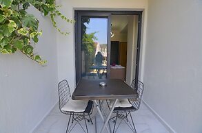 Mykonut Boutique Suites