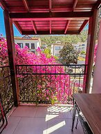 Mykonut Boutique Suites