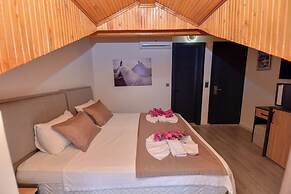 Mykonut Boutique Suites