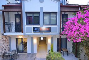 Mykonut Boutique Suites