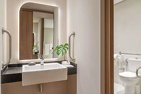 Almenat Embu das Artes, Tapestry Collection by Hilton