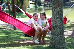 Almenat Embu das Artes, Tapestry Collection by Hilton