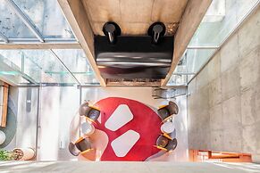 Almenat Embu das Artes, Tapestry Collection by Hilton