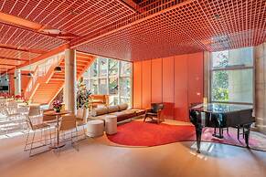 Almenat Embu das Artes, Tapestry Collection by Hilton