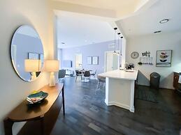 Fountain View. New! 3 Bedroom Condo by RedAwning