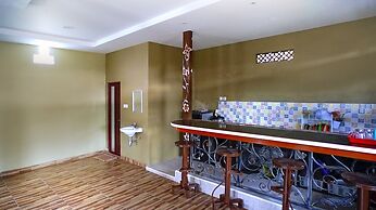 Villa Lisandsa by Ruang Nyaman