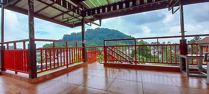 Villa Lisandsa by Ruang Nyaman