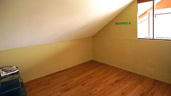 Villa Lisandsa by Ruang Nyaman