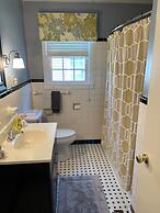 Quaint, Comfy, Close & Convenient