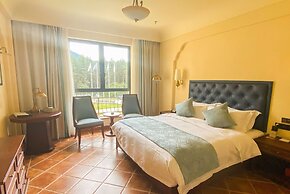 Howard Johnson by Wyndham Yaan Forest Resort