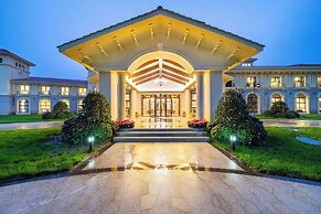 Howard Johnson by Wyndham Yaan Forest Resort