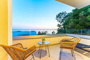 Penthouse Apartment Perla with Jacuzzi